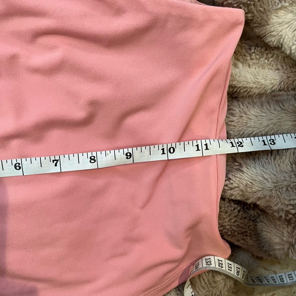 Cropped Top - Picture 4 of 8